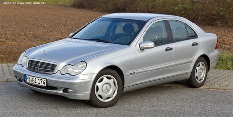 Mercedes-Benz W203 kėbulo konstrukcijos schema