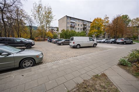 Planuojamos korinės aikštelės daugiabučių kiemuose