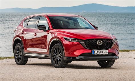 Mazda automobilių modelių palyginimas (pvz., Mazda 3, CX-5, MX-5)