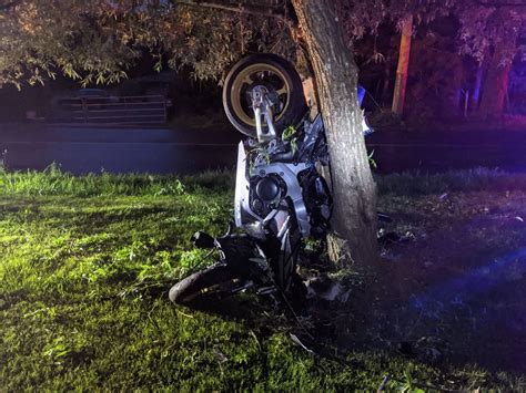 Teminė nuotrauka: keturratis motociklas po avarijos