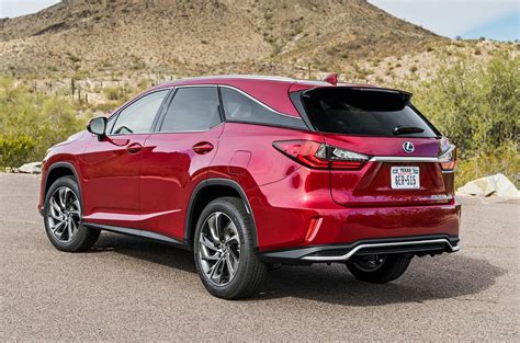 Lexus RX L interjero nuotrauka