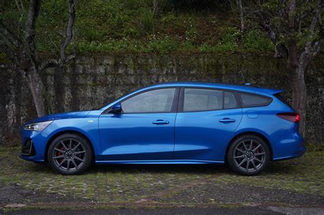 Ford Focus hečbeko nuotrauka