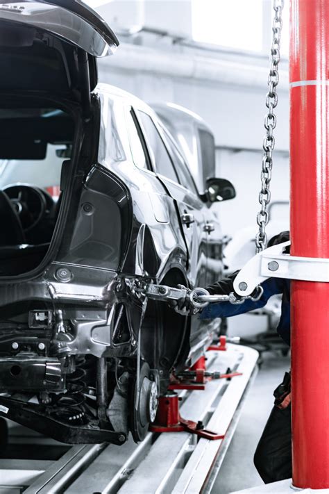 Profesionalus automobilio kėbulo remontas autoservise