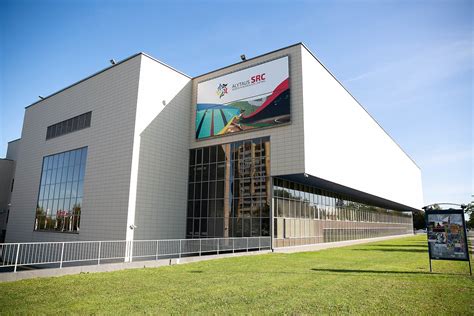 Tematinė nuotrauka: Alytaus Variklių Remonto Centro išorė