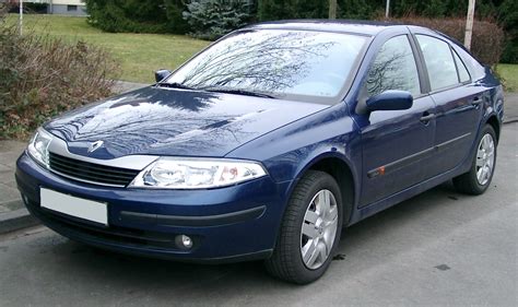 Renault Laguna II salonas su 