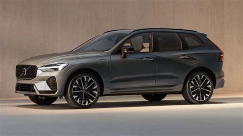 Volvo XC60 (2013 m.) variklių pasirinkimai ir transmisija