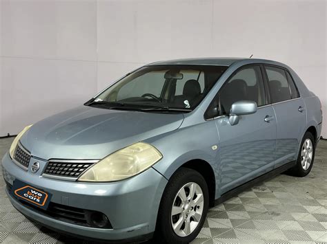 Nissan Tiida I 1.8 Acenta interjero nuotrauka