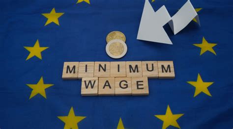 Infografika, iliustruojanti EURO standartų chronologiją ir pagrindinius reikalavimus
