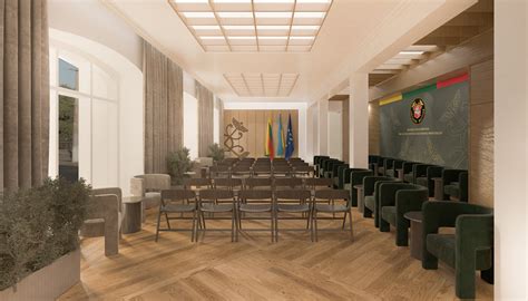 Tematinė nuotrauka: Regitros pastato interjeras, žmonės pildantys dokumentus.