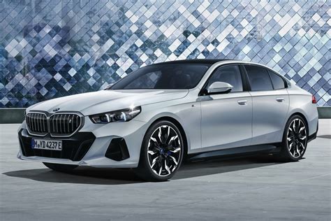 BMW G60 modelio dizainas