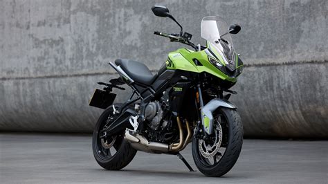 Triumph Tiger Sport 660 su bagažine