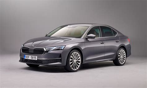 Škoda Octavia A8 (2021) galiniai LED žibintai
