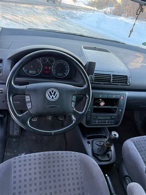Volkswagen Sharan 1.9 TDI variklio skyrius