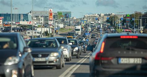 automobilių vagysčių gaujos nariai teisme
