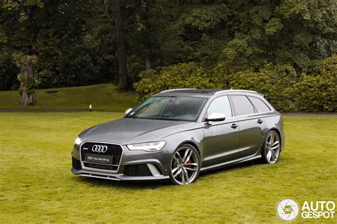 Nuotrauka, vaizduojanti Audi RS6 C7 Avant bagažo skyriaus talpą ir funkcionalumą.
