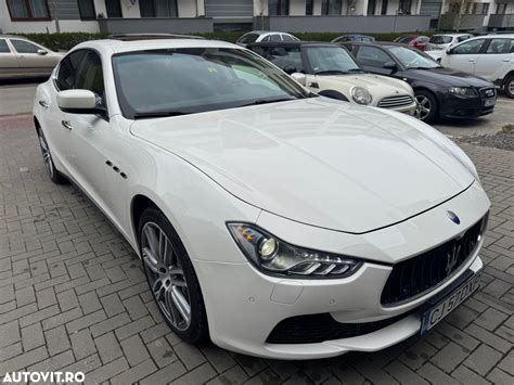 Maserati Ghibli ir jo konkurentų palyginimo lentelė