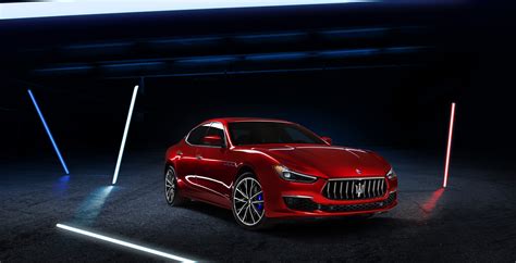 Maserati Ghibli vizualizacija, rodanti sukimo momento pasiskirstymą tarp ašių