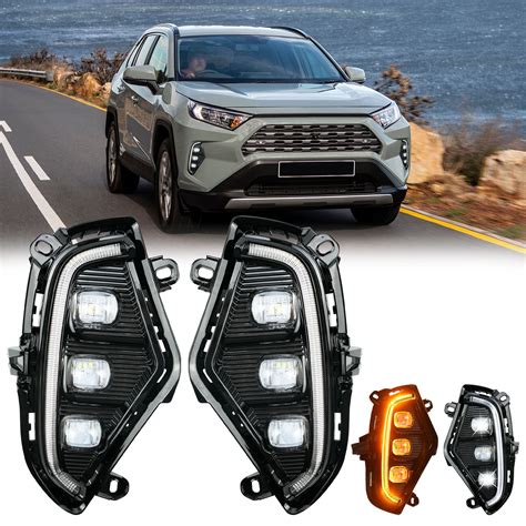 Toyota RAV4 galinių LED žibintų nuotrauka