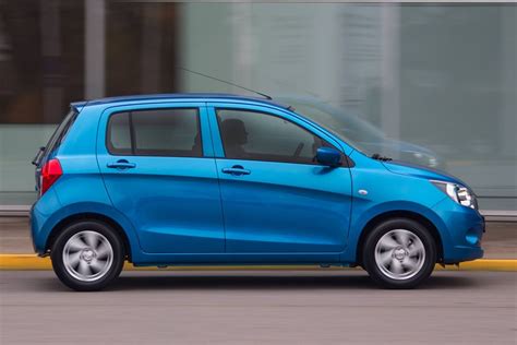 Vizualizacija dinamiško Suzuki Celerio dizaino su akcentu į gyvybingus kontūrus