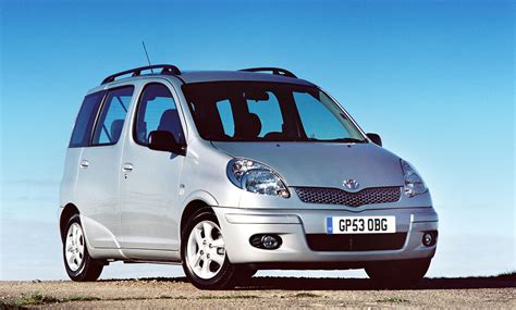 Toyota Yaris Verso modelis