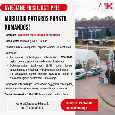Muitinės patikros punkto nuotrauka su automobiliais ir dokumentais