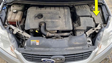 Ford Focus generatoriaus dirželio schema