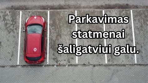 Schematinis automobilio bamperio vaizdas su pažymėtomis parkavimo daviklių montavimo vietomis