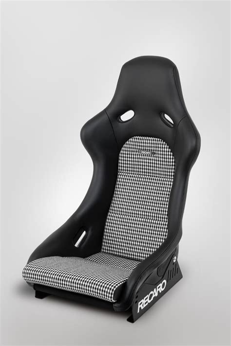 Ekspozicinis RECARO Classic Pole Position (ABE) su „houndstooth“ audiniu, tinkamas BMW E30