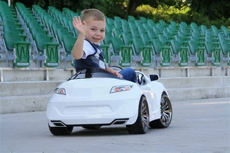 Infografika: į ką atsižvelgti renkantis lizingą automobiliui