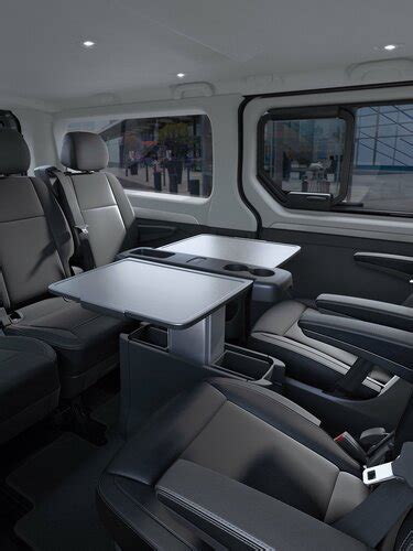 Renault Trafic SpaceClass keleivinio automobilio nuotrauka