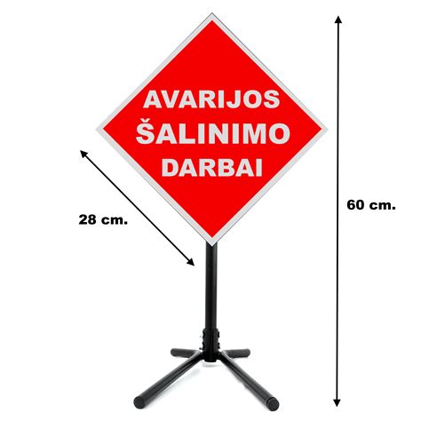 Apgadintas kelio ženklas po avarijos