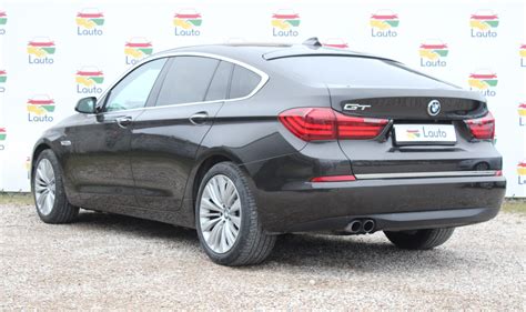 BMW 520 GT variklio skyriaus nuotrauka