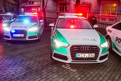 Infografika: Policijos automobilio kamerų išdėstymas ir funkcijos