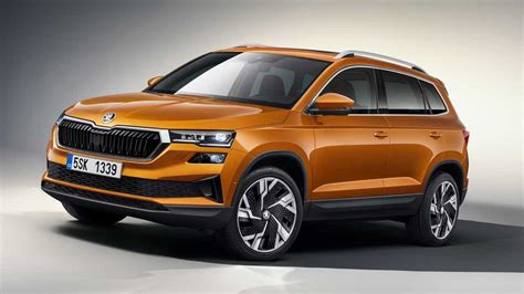 Skoda Karoq 2022 facelift išorės dizainas, su naujomis grotelėmis ir žibintais