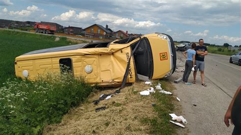Mokyklinio autobuso avarija slidžiame kelyje, Šakių rajonas