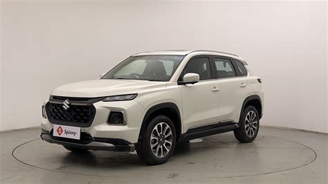 Suzuki Grand Vitara su skirtingų tipų ratlankiais