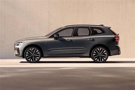 Volvo XC60 bendras vaizdas