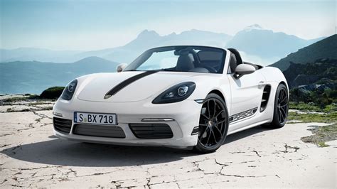 Porsche Taycan 4S ir 718 Boxster Style Edition automobiliai
