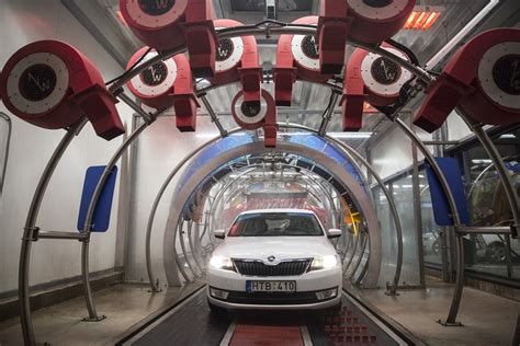 Teminė nuotrauka apie automobilių plovyklą