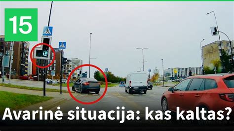 Nuotrauka, iliustruojanti avarinę situaciją kelyje