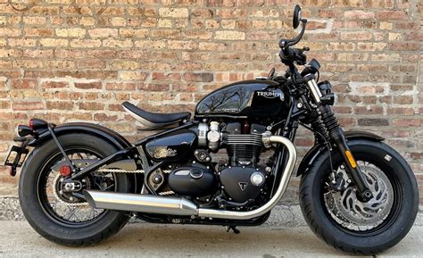 „Triumph Bonneville Bobber“ motociklo variklio ir važiuoklės schema