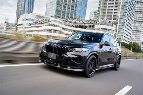 BMW X5 G05 su atidarytu galiniu dangčiu