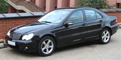 Mercedes-Benz C 180 Kompressor techninių duomenų lentelė
