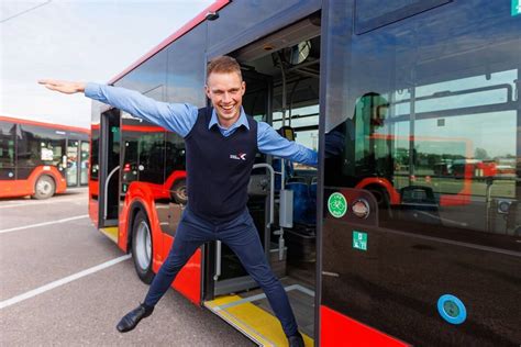 Vizualizacija: aklųjų ir silpnaregių mobilioji programėlė viešajame transporte