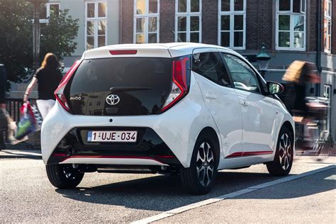 Toyota Aygo automobilis mieste