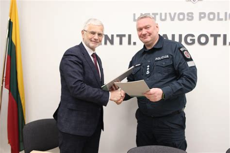 Policijos pareigūnų konsultacija