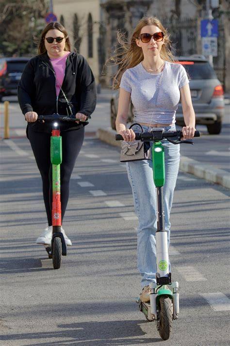 Elektriniai komponentai ir jų išdėstymas elektromobilyje