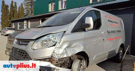 Ford Transit įvairių kėbulo tipų palyginimas