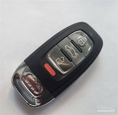 automobilio pultelio iliustracija su rakto korpusu