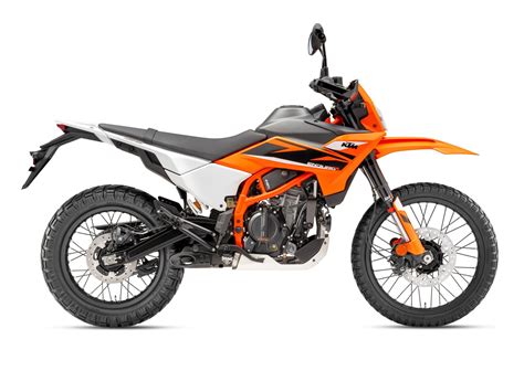 KTM Enduro motociklai trasoje